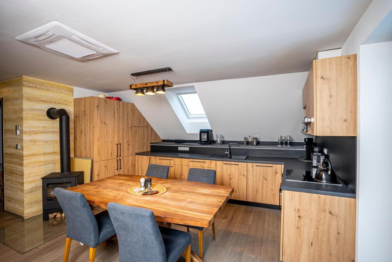 Apartmany V Podzamci Наход Экстерьер фото