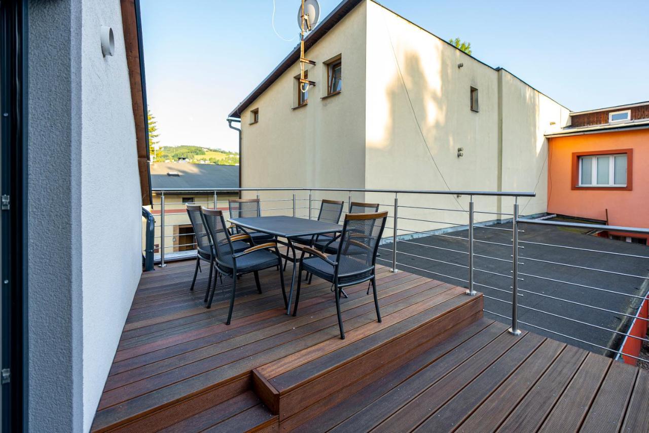 Apartmany V Podzamci Наход Экстерьер фото