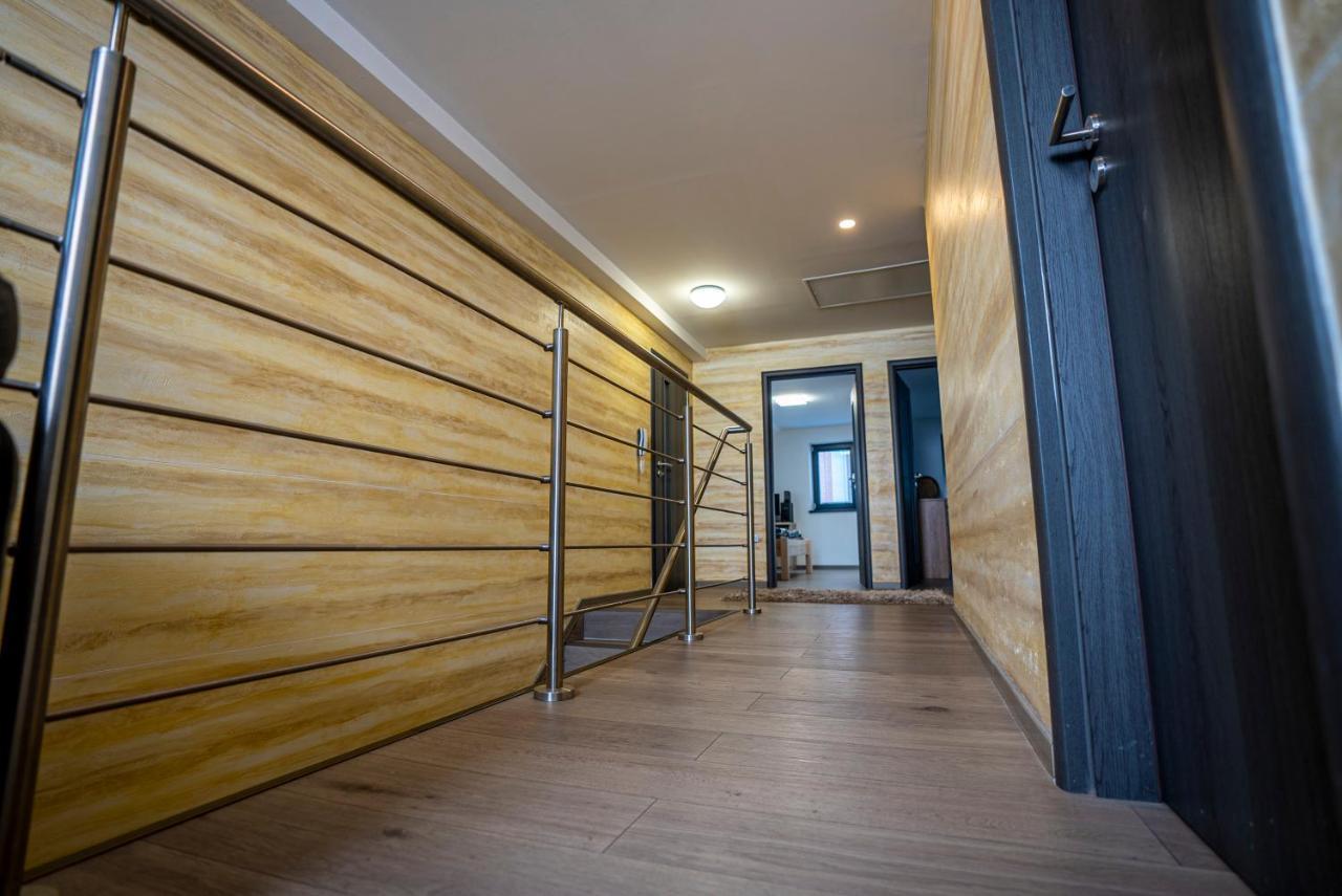 Apartmany V Podzamci Наход Экстерьер фото