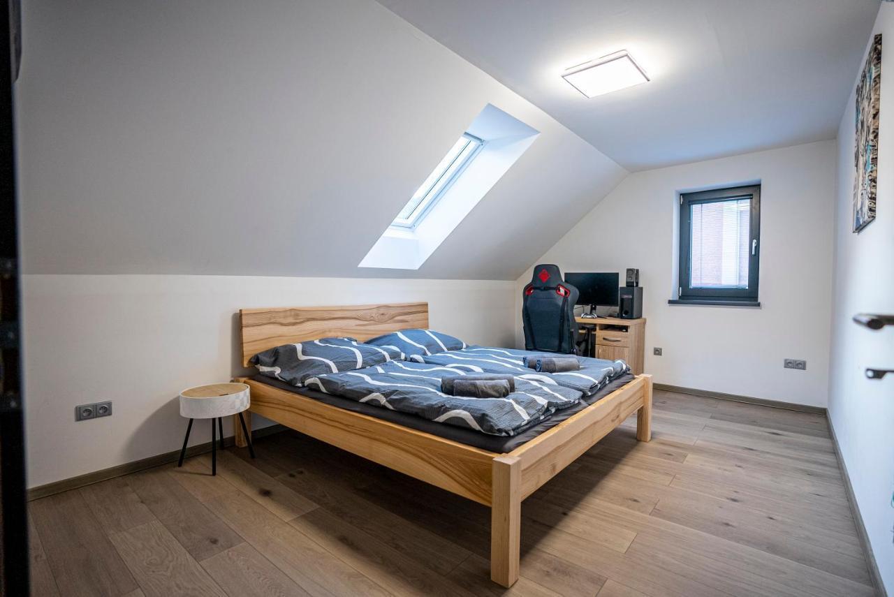 Apartmany V Podzamci Наход Экстерьер фото
